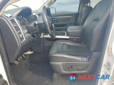 Zdjęcie 7 z 12 samochodu: 2017 RAM 1500 SLT VIN:3C6RR7LT6HG633337 - miniatura