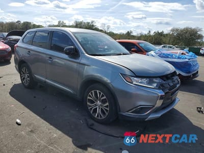 Czwarte zdjęcie samochodu z boku: 2018 MITSUBISHI OUTLANDER ES VIN:JA4AD2A38JZ012725 - miniatura