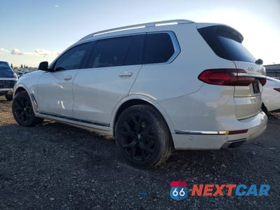 Drugie zdjęcie samochodu z przodu: 2021 BMW X7 XDRIVE40I VIN:5UXCW2C00M9E47112 - miniatura