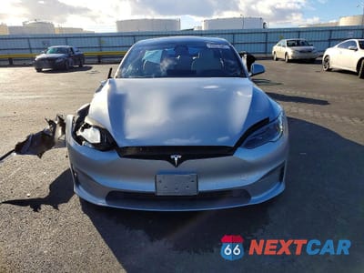 Piąte zdjęcie samochodu w środku: 2024 TESLA MODEL S VIN:5YJSA1E50RF542875 - miniatura