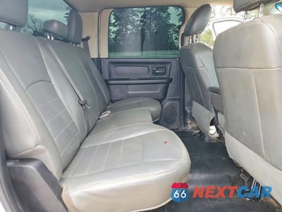 Zdjęcie 10 z 11 samochodu: 2018 RAM 2500 ST VIN:3C6UR5HL6JG403343 - miniatura