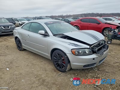Czwarte zdjęcie samochodu z boku: 2009 VOLVO C70 T5 VIN:YV1MC67209J075902 - miniatura