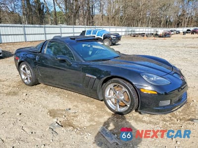 Czwarte zdjęcie samochodu z boku: 2011 CHEVROLET CORVETTE GRAND SPORT VIN:1G1YV2DW1B5100220 - miniatura