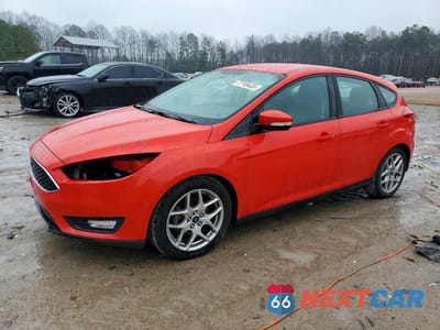 2015 FORD FOCUS SE 1FADP3K21FL302679 - główne zdjęcie licytacji z USA - miniatura
