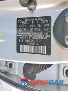 Zdjęcie 12 z 12 samochodu: 2011 HYUNDAI EQUUS SIGNATURE VIN:KMHGH4JF5BU035075 - miniatura