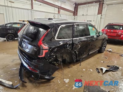 Trzecie zdjęcie samochodu z tyłu: 2026 VOLVO XC90 CORE VIN:YV4062PJ7T1490506 - miniatura