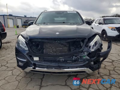 Piąte zdjęcie samochodu w środku: 2016 MERCEDES-BENZ GLE 350 VIN:4JGDA5JB4GA684904 - miniatura