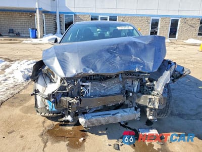 Piąte zdjęcie samochodu w środku: 2023 KIA FORTE GT VIN:3KPF44AC4PE631771 - miniatura