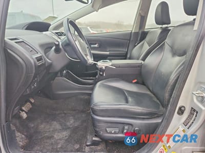 Zdjęcie 7 z 12 samochodu: 2015 TOYOTA PRIUS V VIN:JTDZN3EU3FJ019506 - miniatura