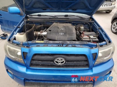 Zdjęcie 11 z 12 samochodu: 2005 TOYOTA TACOMA VIN:5TEUU42N65Z067361 - miniatura