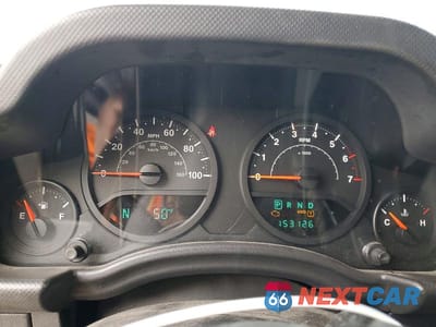 Zdjęcie 9 z 13 samochodu: 2008 JEEP WRANGLER UNLIMITED X VIN:1J4GA39158L584523 - miniatura