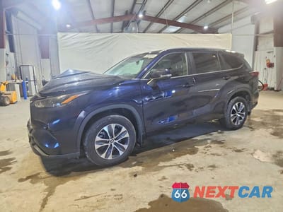 2024 TOYOTA HIGHLANDER XLE 5TDKDRBH1RS531898 - główne zdjęcie licytacji z USA - miniatura