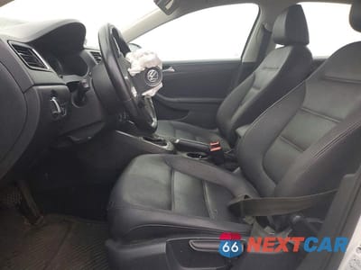 Zdjęcie 7 z 12 samochodu: 2012 VOLKSWAGEN JETTA SE VIN:3VWDP7AJ6CM314859 - miniatura