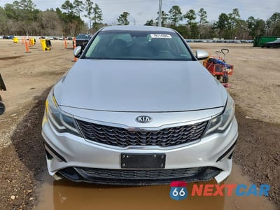 Piąte zdjęcie samochodu w środku: 2020 KIA OPTIMA LX VIN:5XXGT4L33LG388931 - miniatura