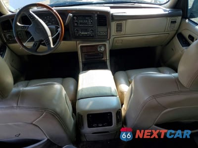 Zdjęcie 8 z 12 samochodu: 2003 CADILLAC ESCALADE EXT VIN:3GYEK63N53G235191 - miniatura