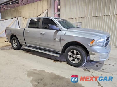 Czwarte zdjęcie samochodu z boku: 2020 RAM 1500 CLASSIC SLT VIN:1C6RR6TT4LS134127 - miniatura