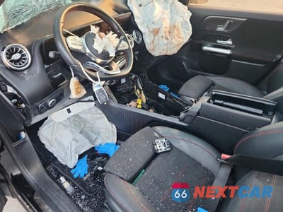 Zdjęcie 8 z 12 samochodu: 2023 MERCEDES-BENZ GLA 250 VIN:W1N4N4GB6PJ516166 - miniatura