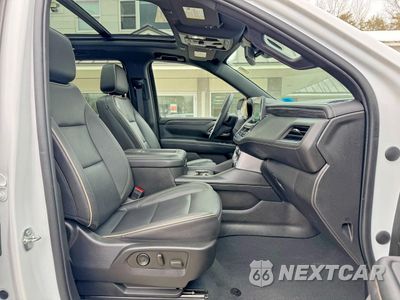 Piąte zdjęcie samochodu w środku: 2023 GMC YUKON 4WD SLT VIN:1GKS2BKD6PR194347 - miniatura
