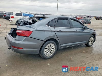 Trzecie zdjęcie samochodu z tyłu: 2020 VOLKSWAGEN JETTA S VIN:3VWCB7BU2LM061039 - miniatura