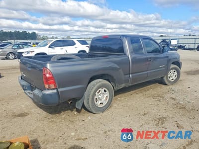 Trzecie zdjęcie samochodu z tyłu: 2015 TOYOTA TACOMA VIN:5TFTX4CN1FX065642 - miniatura