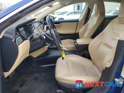 Zdjęcie 7 z 11 samochodu: 2016 TESLA MODEL S VIN:5YJSA1E10GF161148 - miniatura