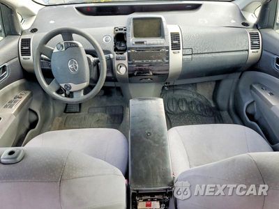 Zdjęcie 8 z 12 samochodu: 2007 TOYOTA PRIUS VIN:JTDKB20U777623702 - miniatura