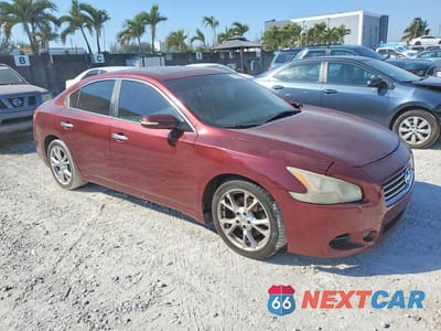 Czwarte zdjęcie samochodu z boku: 2010 NISSAN MAXIMA S VIN:1N4AA5AP6AC851557 - miniatura