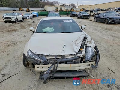 Piąte zdjęcie samochodu w środku: 2017 TOYOTA 86 BASE VIN:JF1ZNAA10H9709157 - miniatura