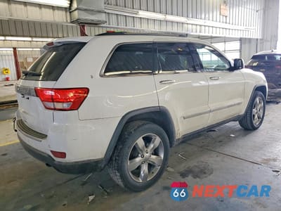 Trzecie zdjęcie samochodu z tyłu: 2013 JEEP GRAND CHEROKEE LIMITED VIN:1C4RJFBG1DC520133 - miniatura