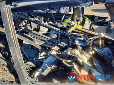 Zdjęcie 10 z 11 samochodu: 2013 BMW 528 I VIN:WBAXG5C55DD229297 - miniatura