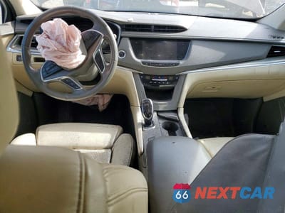 Zdjęcie 8 z 13 samochodu: 2017 CADILLAC XT5 LUXURY VIN:1GYKNBRS0HZ326067 - miniatura