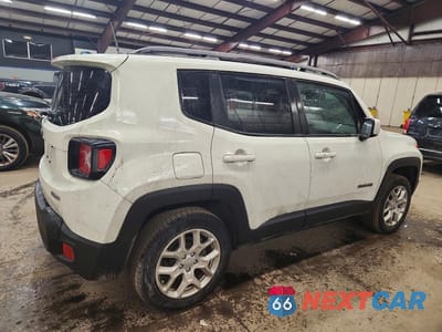 Trzecie zdjęcie samochodu z tyłu: 2018 JEEP RENEGADE LATITUDE VIN:ZACCJBBB5JPG96113 - miniatura