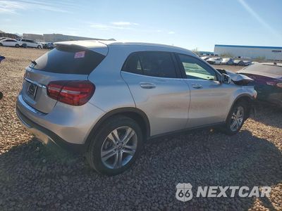 Trzecie zdjęcie samochodu z tyłu: 2018 MERCEDES-BENZ GLA 250 VIN:WDCTG4EB8JJ529194 - miniatura