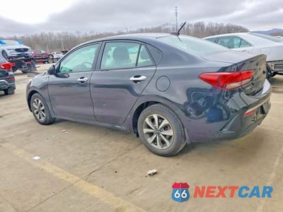 Drugie zdjęcie samochodu z przodu: 2022 KIA RIO VIN:3KPA24AD9NE484627 - miniatura