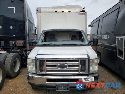 Piąte zdjęcie samochodu w środku: 2016 FORD E350 BOX TRUCK VIN:1FDWE3FL2GDC25095 - miniatura