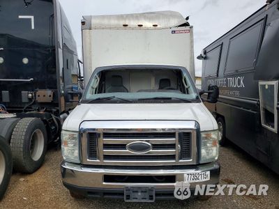 Piąte zdjęcie samochodu w środku: 2016 FORD E350 BOX TRUCK VIN:1FDWE3FL2GDC25095 - miniatura