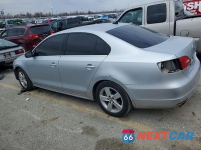 Drugie zdjęcie samochodu z przodu: 2014 VOLKSWAGEN JETTA TDI VIN:3VWLL7AJXEM357157 - miniatura