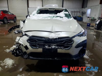 Piąte zdjęcie samochodu w środku: 2024 SUBARU XV CROSSTREK VIN:JF2GUABC3R8295479 - miniatura