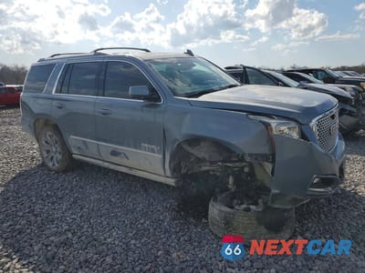 Czwarte zdjęcie samochodu z boku: 2015 GMC YUKON DENALI VIN:1GKS2CKJ3FR660939 - miniatura