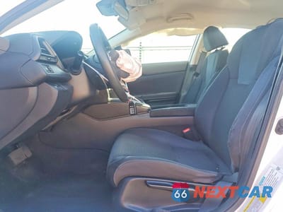 Zdjęcie 7 z 11 samochodu: 2019 HONDA INSIGHT LX VIN:19XZE4F16KE020991 - miniatura