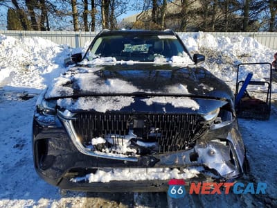 Piąte zdjęcie samochodu w środku: 2025 MAZDA CX-90 PREFERRED VIN:JM3KKBHDXS1205674 - miniatura