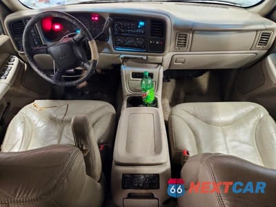 Zdjęcie 8 z 13 samochodu: 2002 GMC YUKON VIN:1GKEK13T72J161202 - miniatura