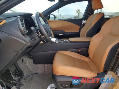 Zdjęcie 7 z 14 samochodu: 2023 LEXUS RX 350 PREMIUM VIN:JTJCHMAA2P2002624 - miniatura