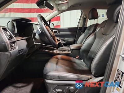 Zdjęcie 7 z 13 samochodu: 2024 KIA SORENTO EX VIN:KNDRHDLG1R5247267 - miniatura