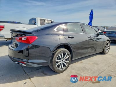 Trzecie zdjęcie samochodu z tyłu: 2024 CHEVROLET MALIBU RS VIN:1G1ZG5ST3RF240170 - miniatura