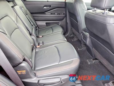 Zdjęcie 11 z 13 samochodu: 2022 NISS PATHFINDER SV VIN:5N1DR3CC0NC268398 - miniatura