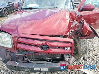 Zdjęcie 11 z 12 samochodu: 2004 TOYOTA TUNDRA LIMITED VIN:5TBDT481X4S463465 - miniatura