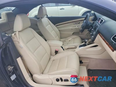Zdjęcie 10 z 12 samochodu: 2010 VOLKSWAGEN EOS LUX VIN:WVWFA7AH3AV025838 - miniatura