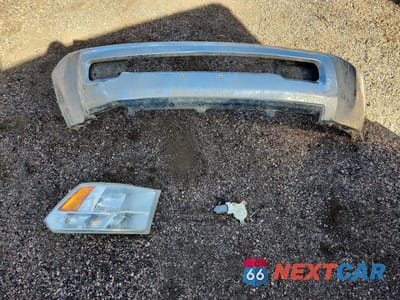 Zdjęcie 12 z 13 samochodu: 2013 RAM 5500 FLATBED TRUCK VIN:3C7WRNFL5DG566979 - miniatura