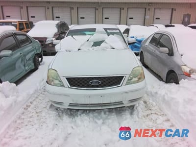 Piąte zdjęcie samochodu w środku: 2005 FORD FIVE HUNDRED VIN:1FAFP23195G165801 - miniatura